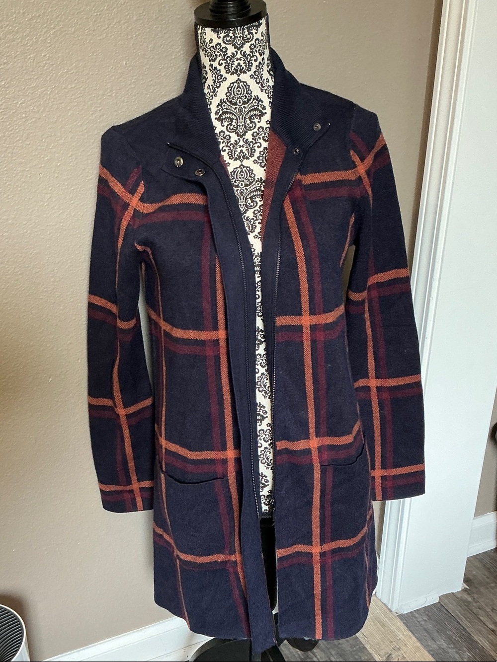 Max Studio Navy Trench Coat with Rust Plaid Size Medium